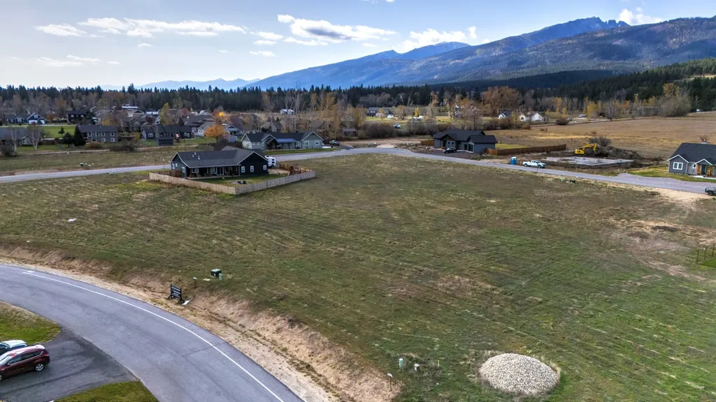 357 Buckaroo Boulevard Florence MT 59833