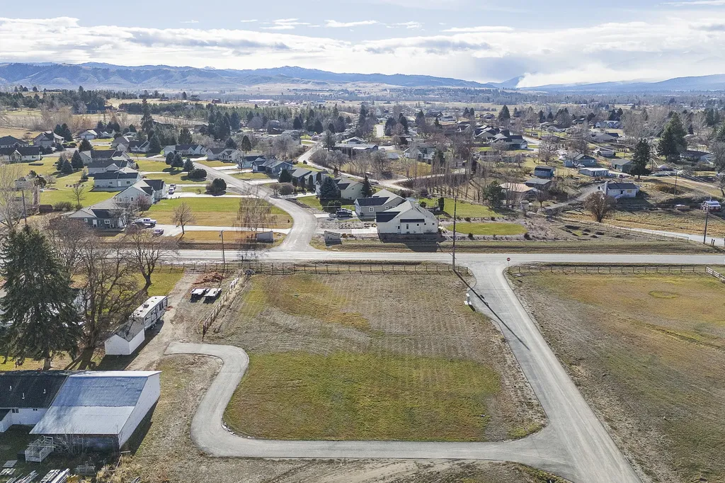 Lot 18 Lore Lane Hamilton MT 59840