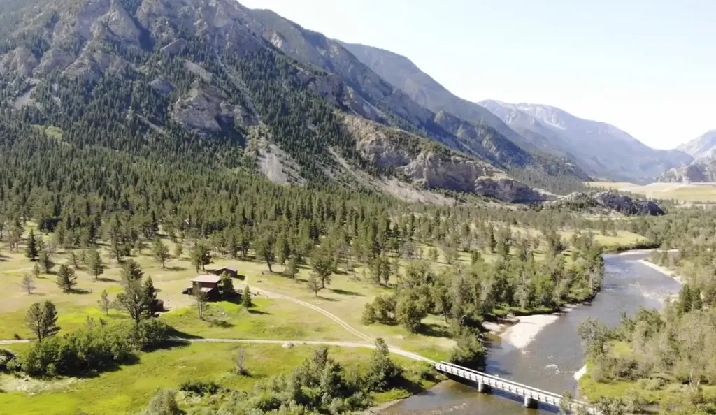 22 Rainbow Ranch Road Nye MT 59061