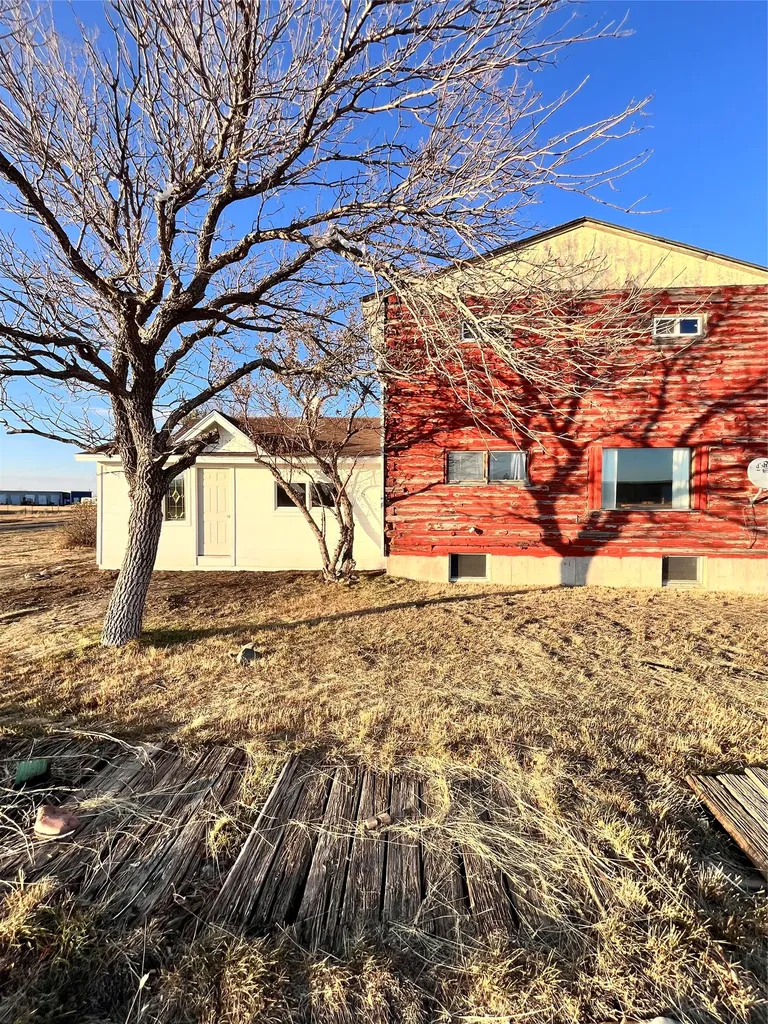 534 And 546 Wolf Avenue Sweet Grass MT 59484