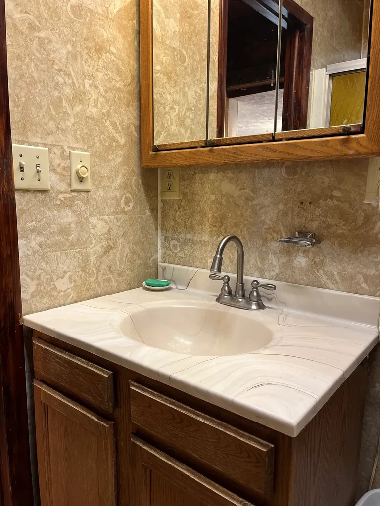 534 And 546 Wolf Avenue Sweet Grass MT 59484