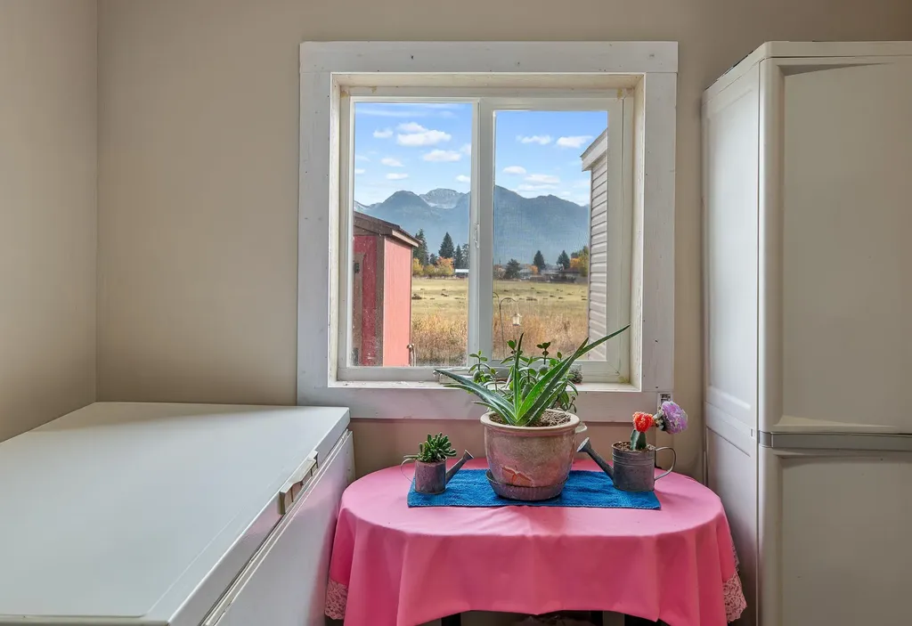 1040 Round Butte Road Ronan MT 59864