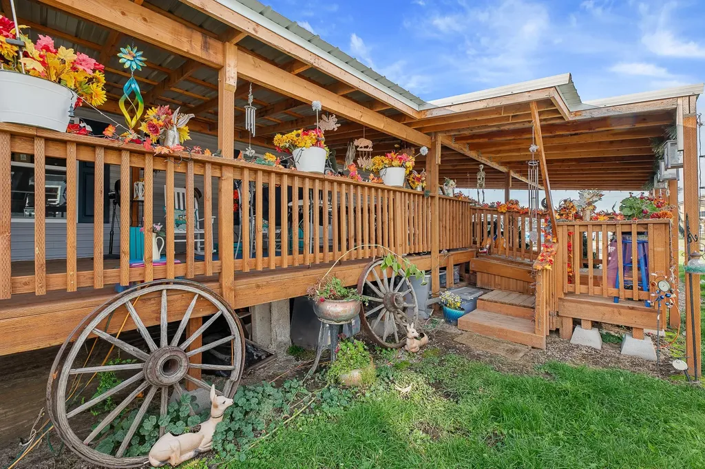 1040 Round Butte Road Ronan MT 59864