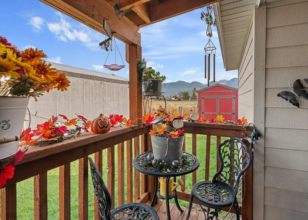1040 Round Butte Road Ronan MT 59864