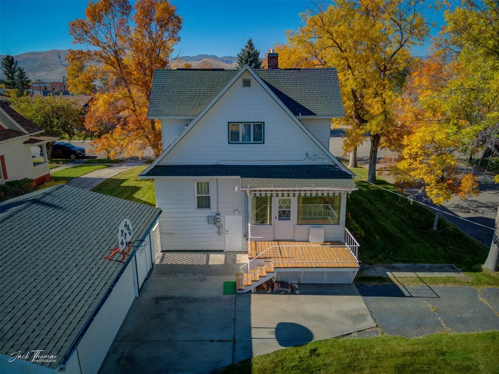 132 N Walnut Street Townsend MT 59644