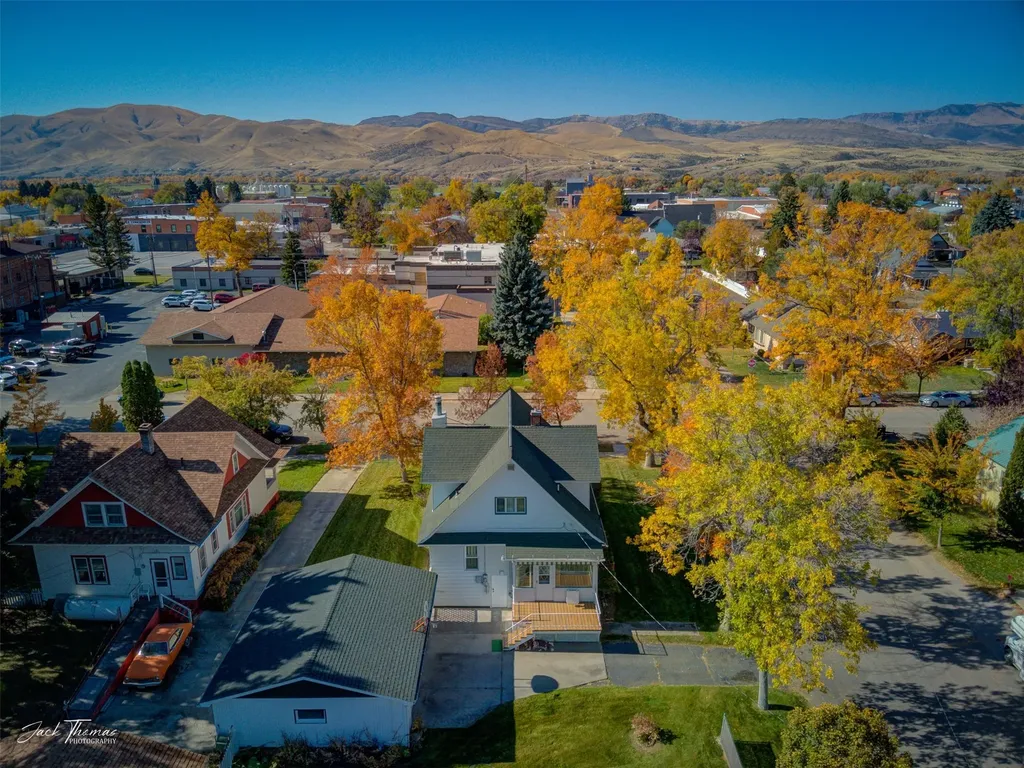 132 N Walnut Street Townsend MT 59644