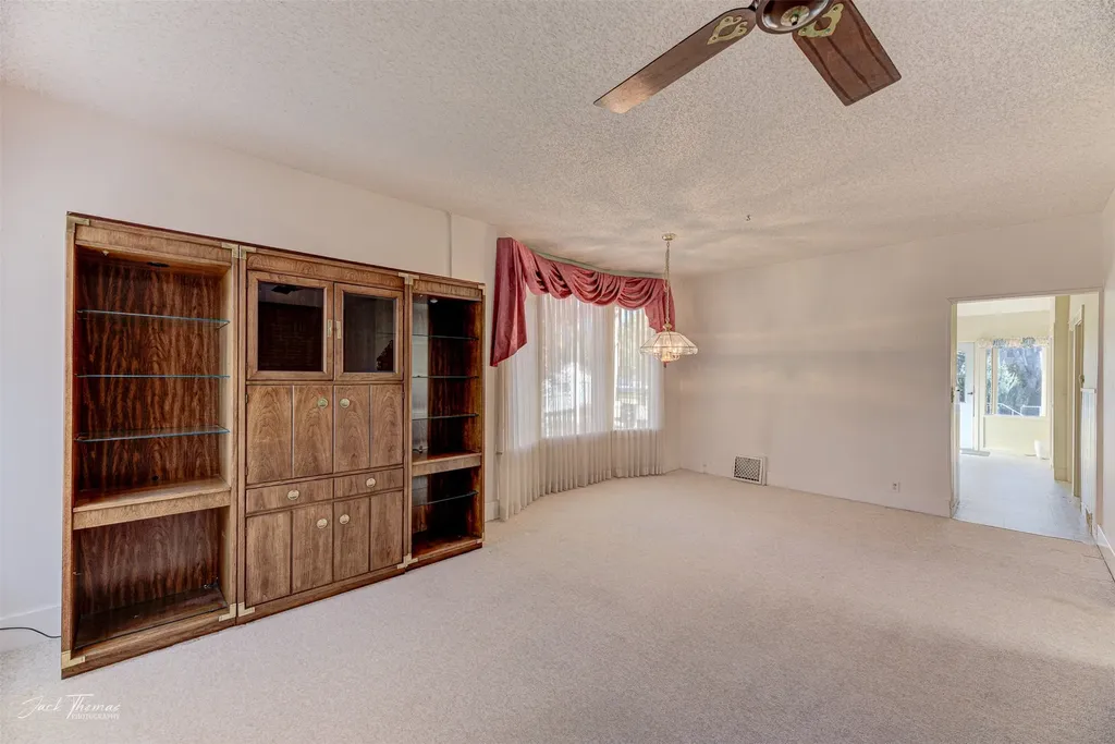 132 N Walnut Street Townsend MT 59644