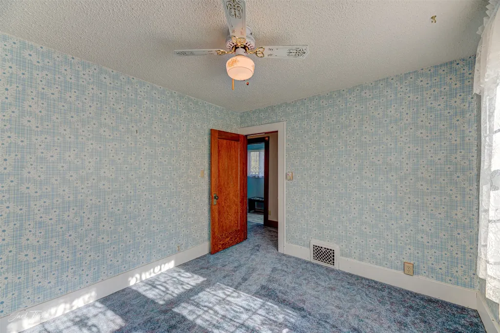 132 N Walnut Street Townsend MT 59644