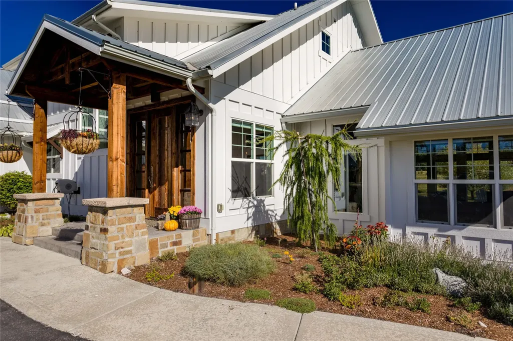 5110-5116 Mt Highway 35 Kalispell MT 59901
