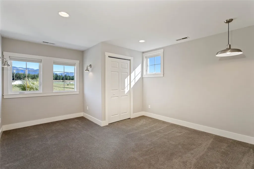 5110-5116 Mt Highway 35 Kalispell MT 59901