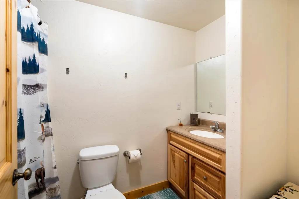 9670 North Fork Road Polebridge MT 59928