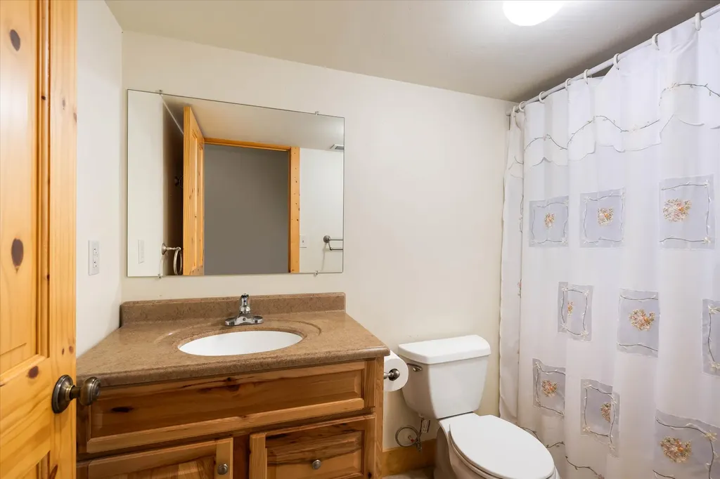9670 North Fork Road Polebridge MT 59928
