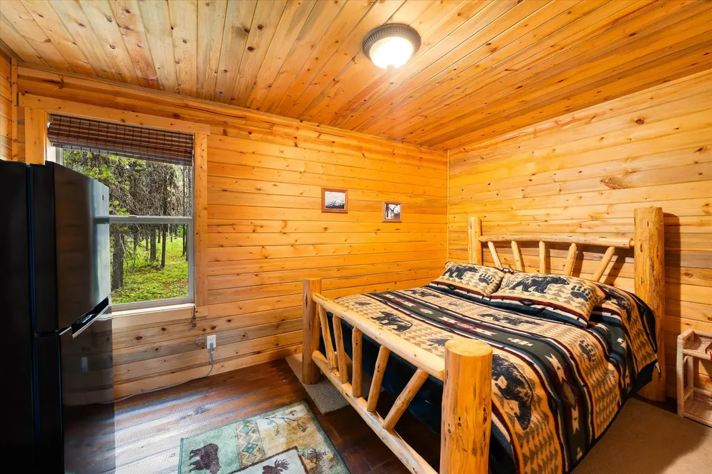 9670 North Fork Road Polebridge MT 59928