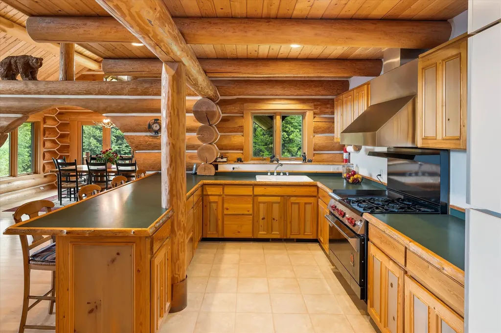 9670 North Fork Road Polebridge MT 59928