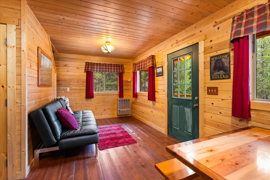 9670 North Fork Road Polebridge MT 59928