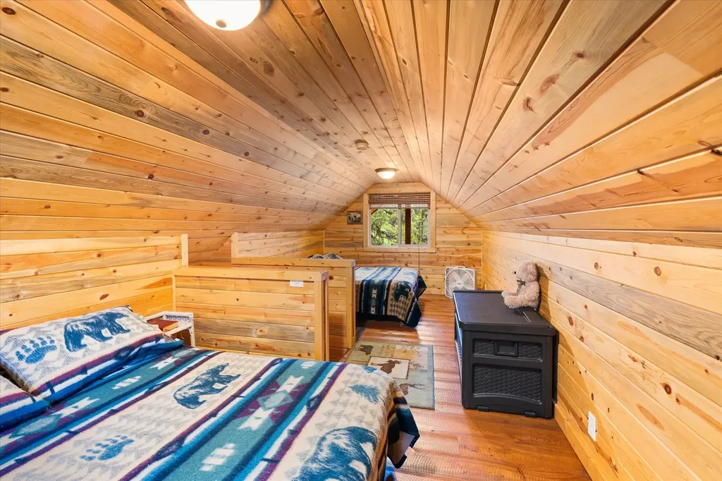 9670 North Fork Road Polebridge MT 59928