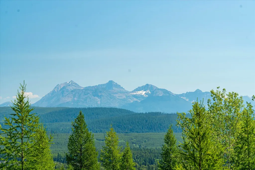 9670 North Fork Road Polebridge MT 59928