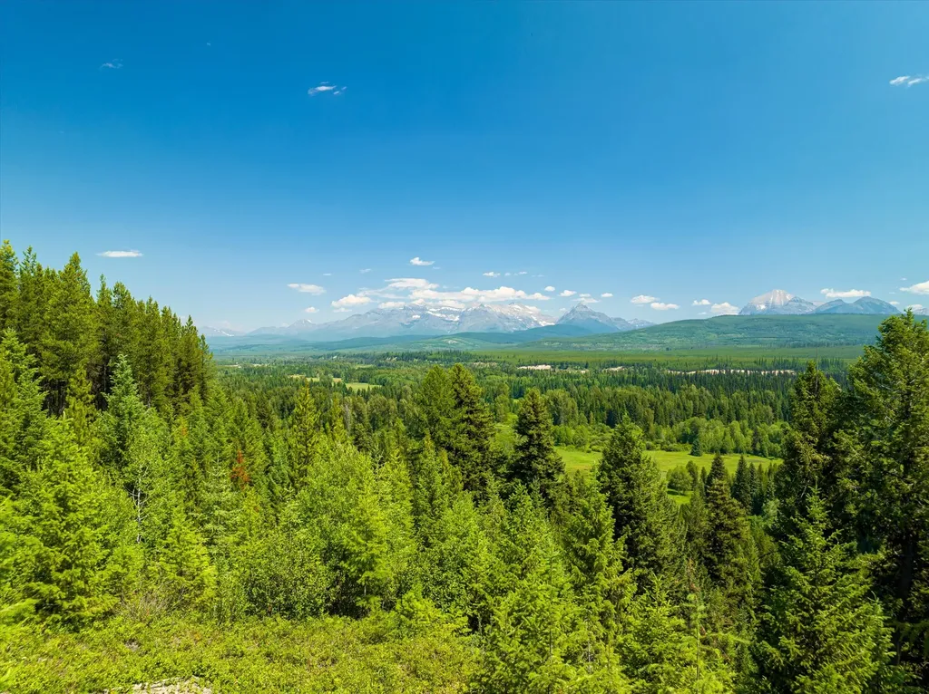 9670 North Fork Road Polebridge MT 59928