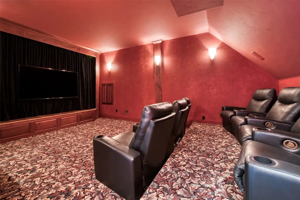 406 Chief Joseph Trail Darby MT 59829