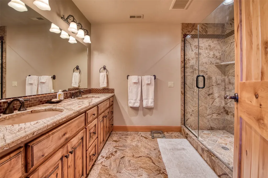 406 Chief Joseph Trail Darby MT 59829