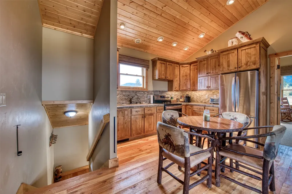 406 Chief Joseph Trail Darby MT 59829