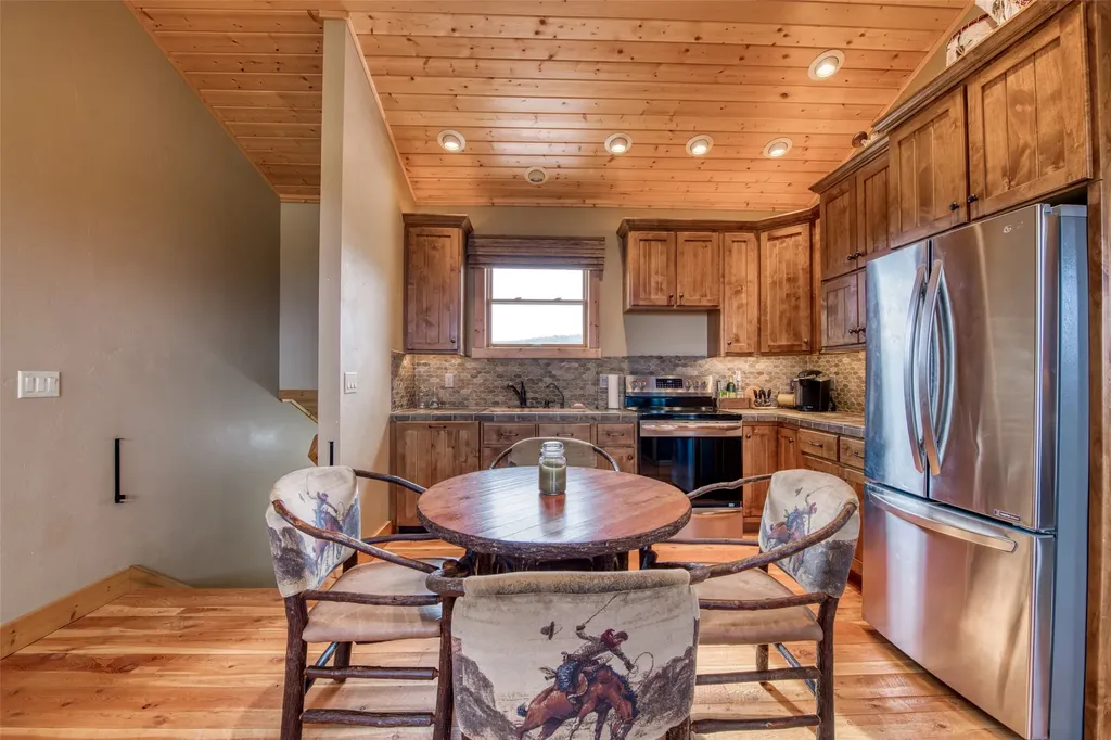 406 Chief Joseph Trail Darby MT 59829