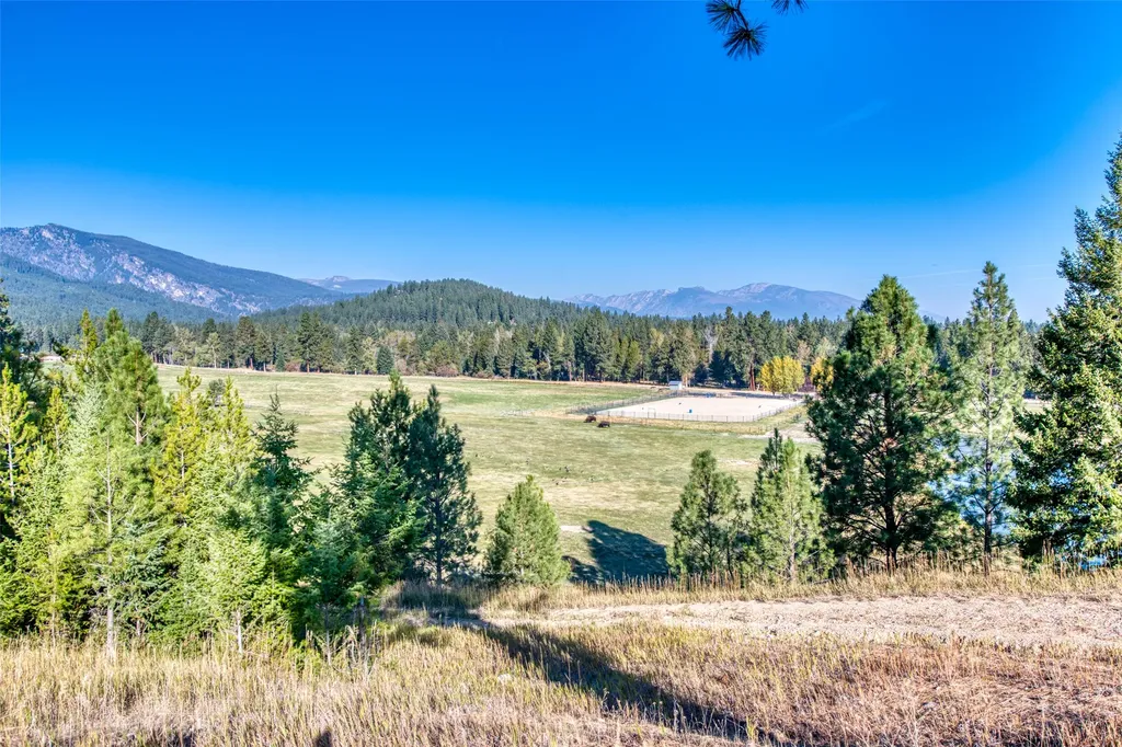 406 Chief Joseph Trail Darby MT 59829