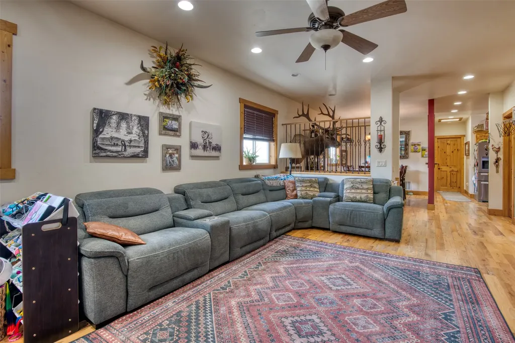 406 Chief Joseph Trail Darby MT 59829