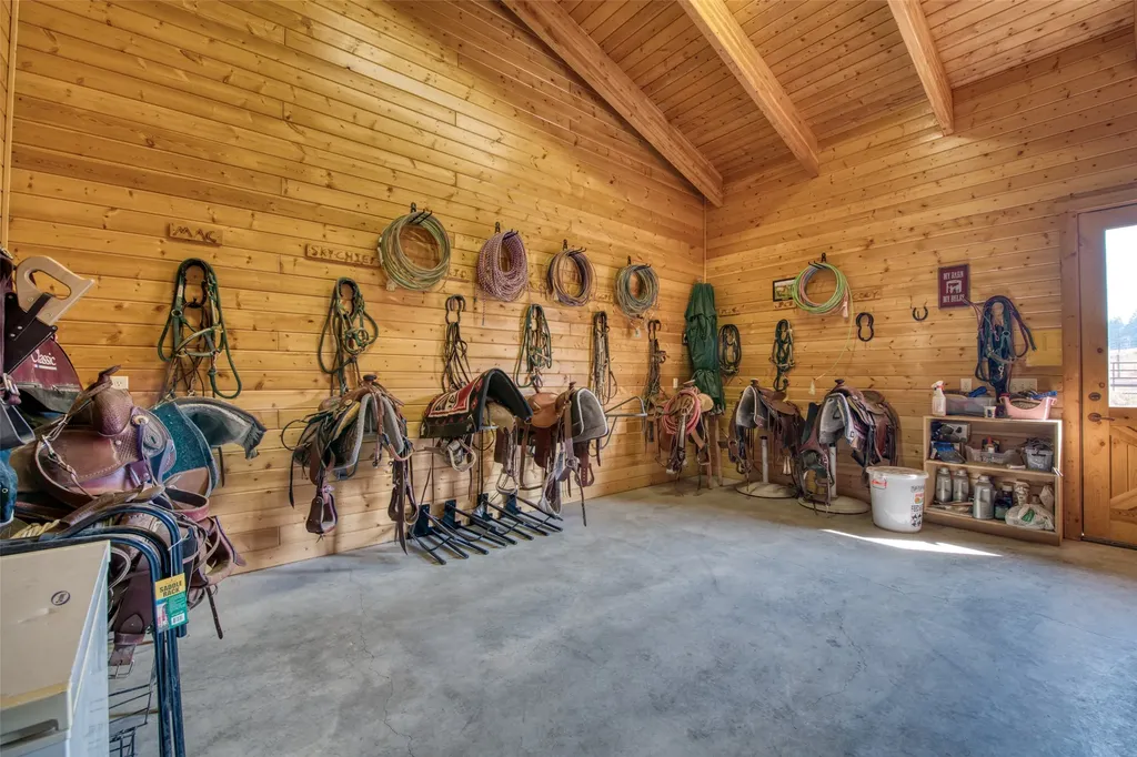 406 Chief Joseph Trail Darby MT 59829