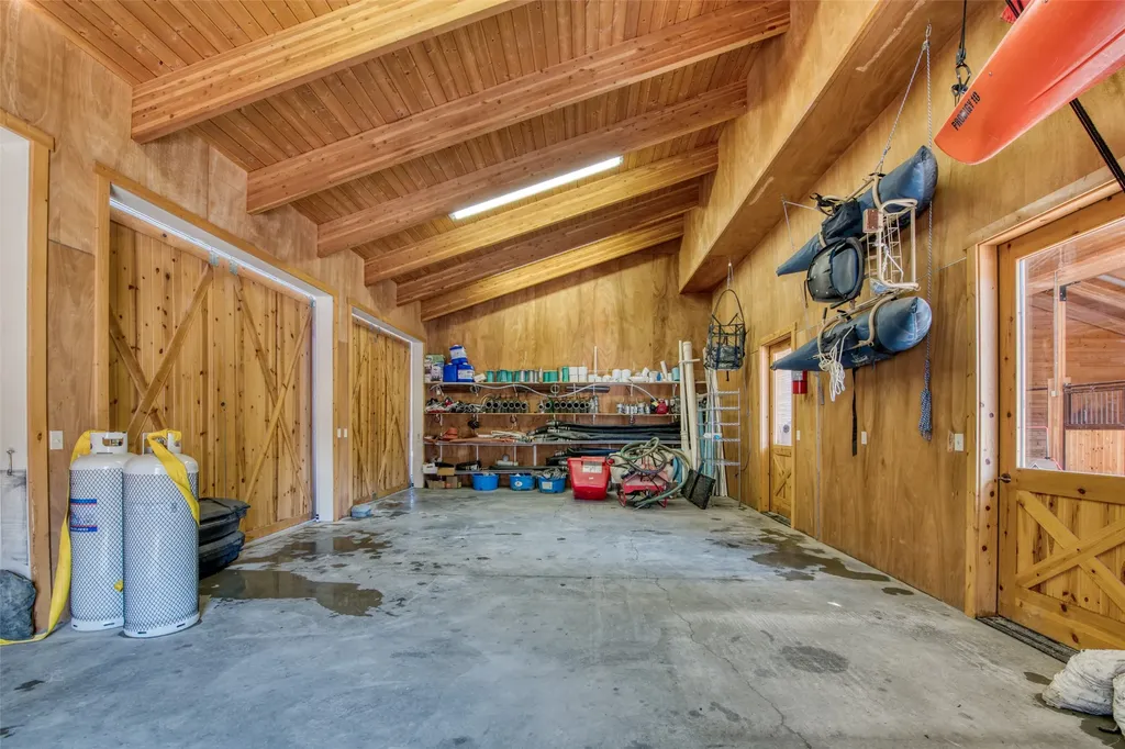 406 Chief Joseph Trail Darby MT 59829