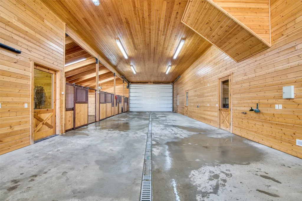 406 Chief Joseph Trail Darby MT 59829