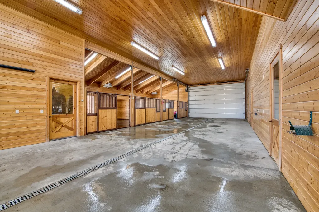 406 Chief Joseph Trail Darby MT 59829