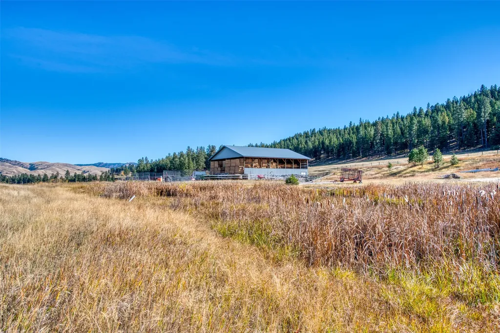 406 Chief Joseph Trail Darby MT 59829