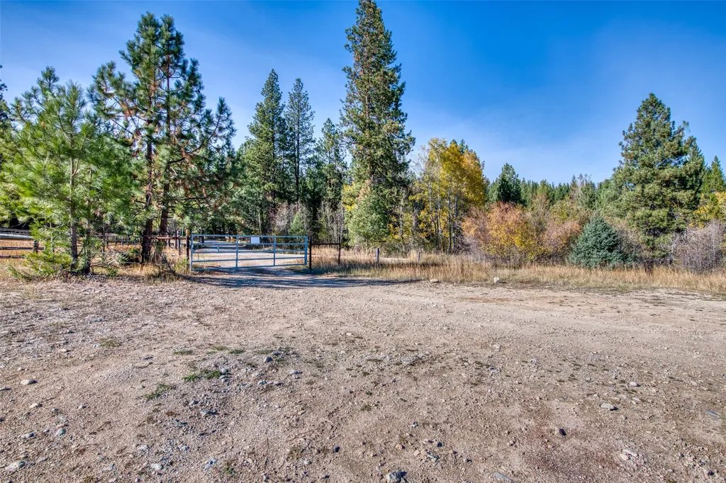 406 Chief Joseph Trail Darby MT 59829