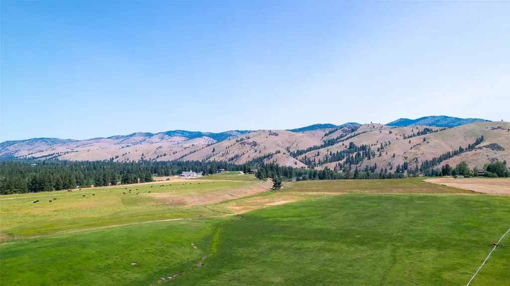 406 Chief Joseph Trail Darby MT 59829
