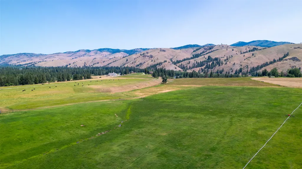 406 Chief Joseph Trail Darby MT 59829