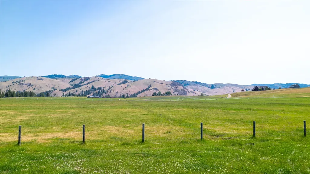 406 Chief Joseph Trail Darby MT 59829