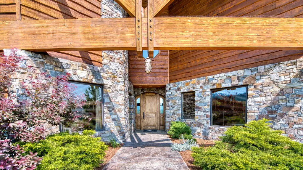 406 Chief Joseph Trail Darby MT 59829