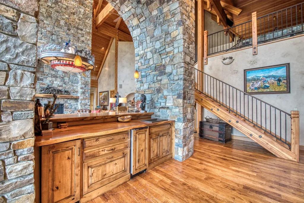 406 Chief Joseph Trail Darby MT 59829