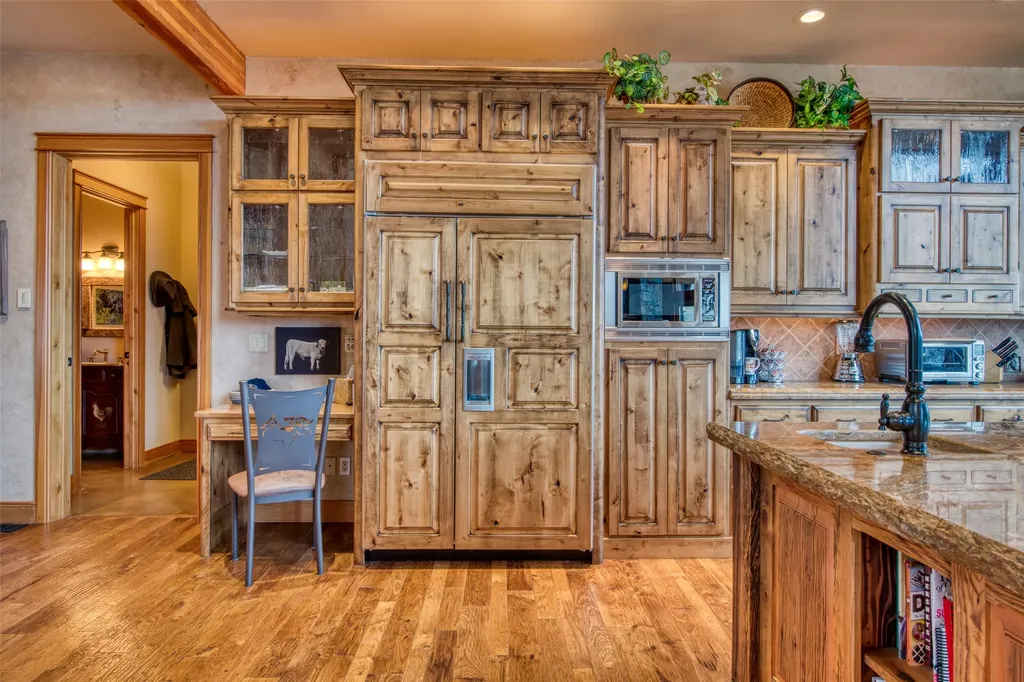 406 Chief Joseph Trail Darby MT 59829