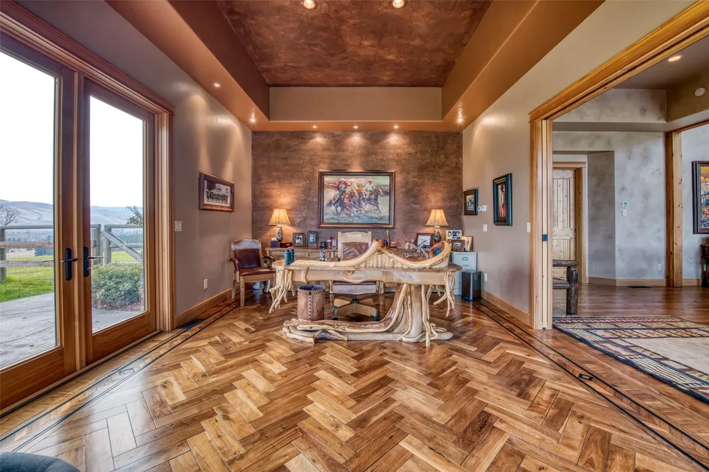 406 Chief Joseph Trail Darby MT 59829