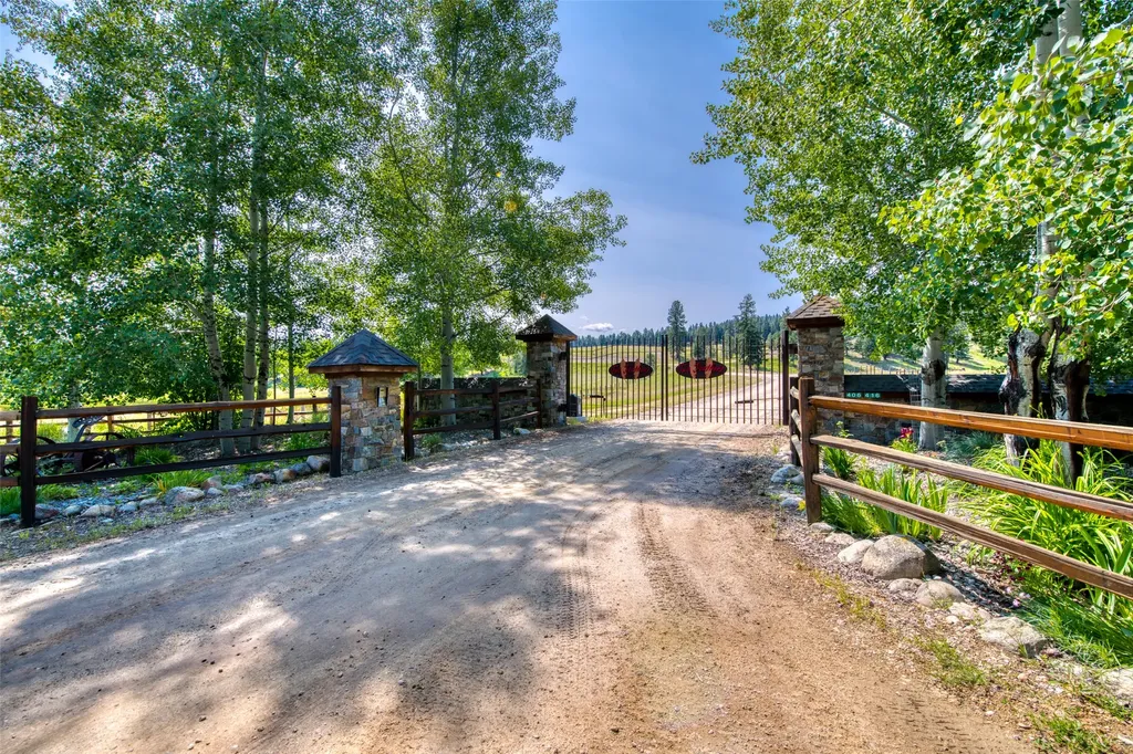406 Chief Joseph Trail Darby MT 59829