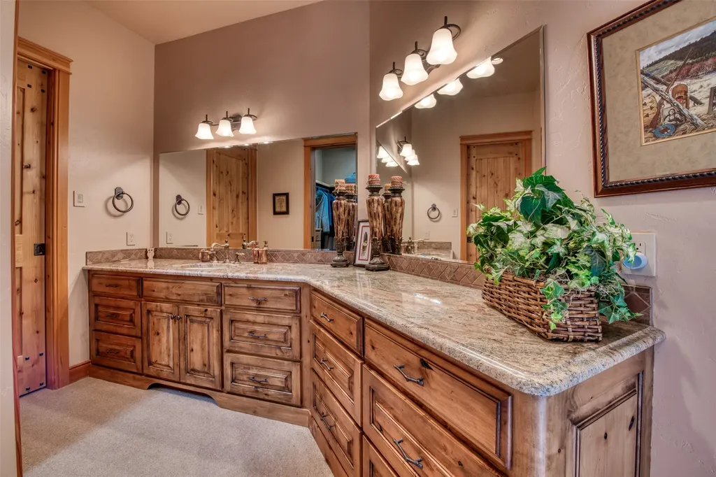 406 Chief Joseph Trail Darby MT 59829