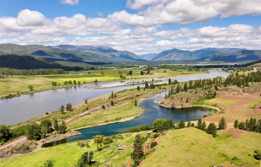 Lot 1 Highway 200 Plains MT 59859