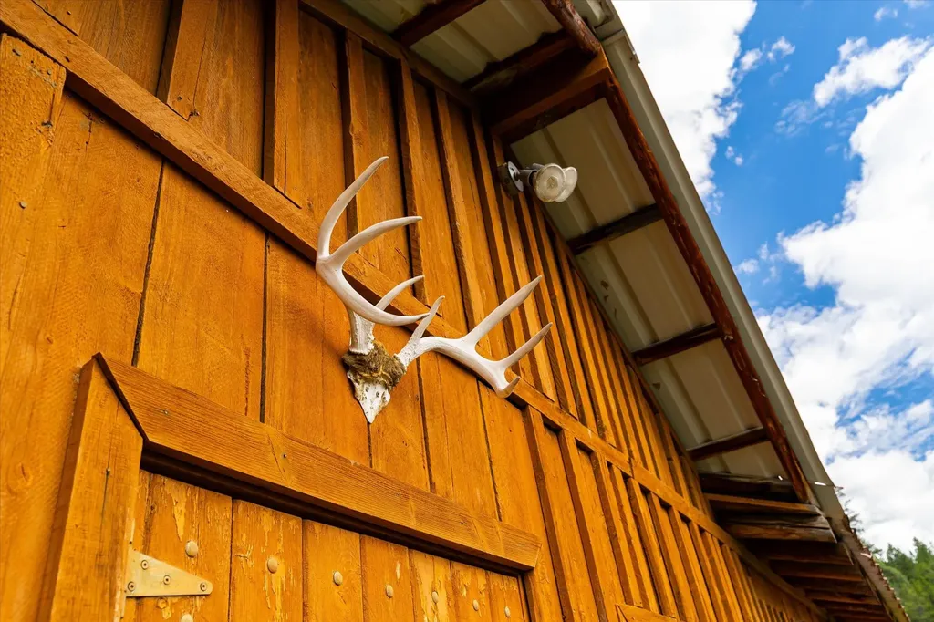 200 Hubbart Dam Road Marion MT 59925