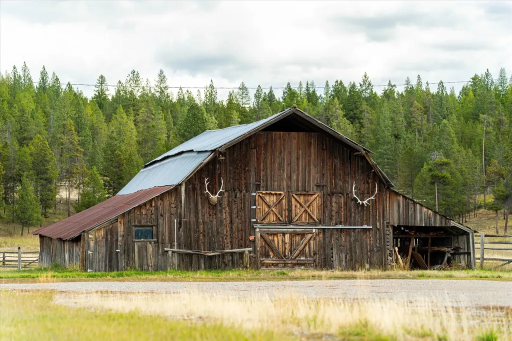 200 Hubbart Dam Road Marion MT 59925