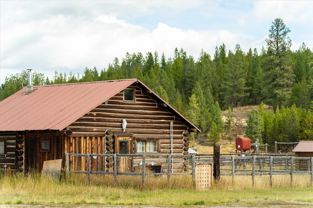 200 Hubbart Dam Road Marion MT 59925