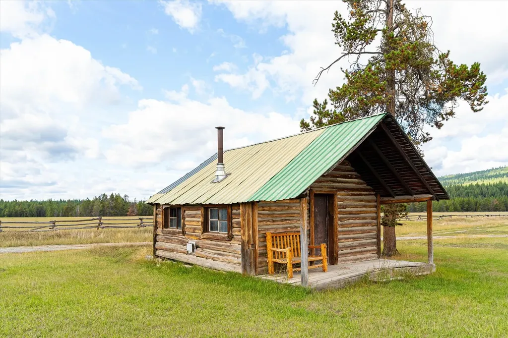 200 Hubbart Dam Road Marion MT 59925