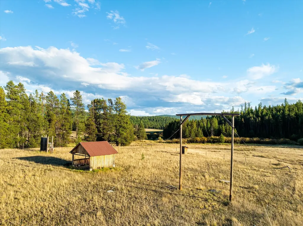 200 Hubbart Dam Road Marion MT 59925