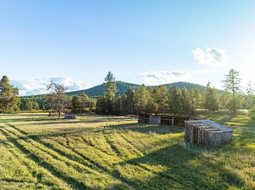 200 Hubbart Dam Road Marion MT 59925